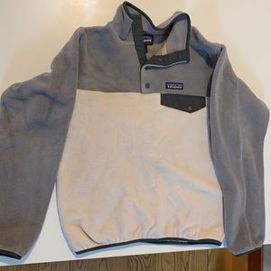 Patagonia pull over size small